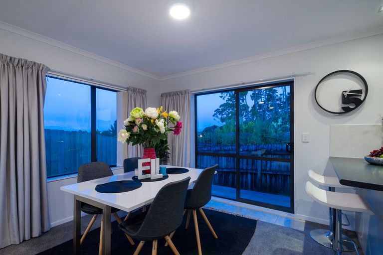 Photo of property in 51 Munroe Road, Ranui, Auckland, 0612