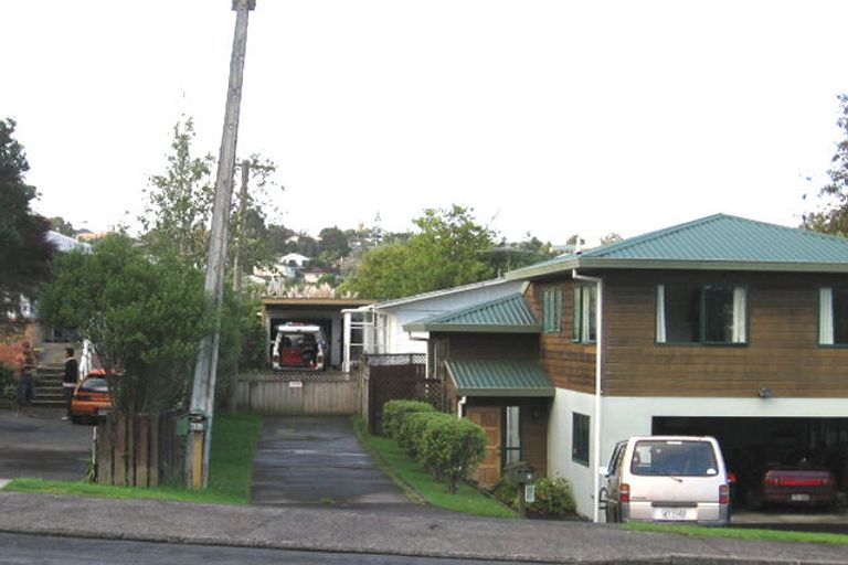 Photo of property in 82 Triangle Road, Massey, Auckland, 0614