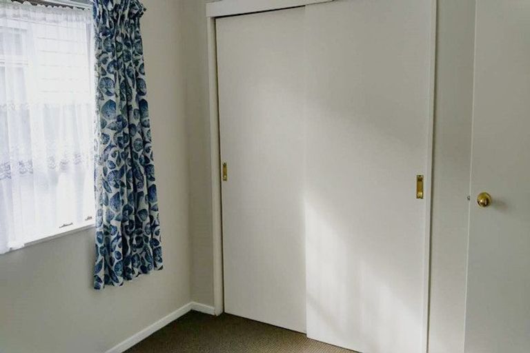 Photo of property in 2/3 Seabrook Avenue, New Lynn, Auckland, 0600