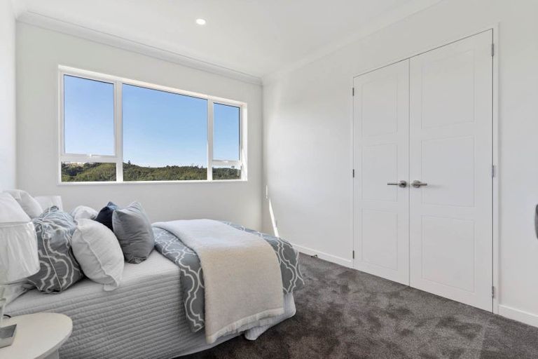 Photo of property in 35 Pacific Heights Road, Orewa, 0931