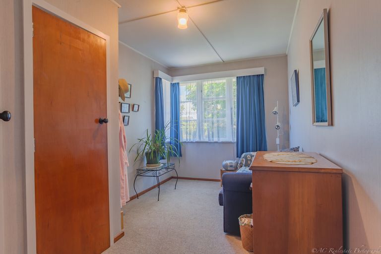 Photo of property in 38 Bouverie Street, Waimataitai, Timaru, 7910