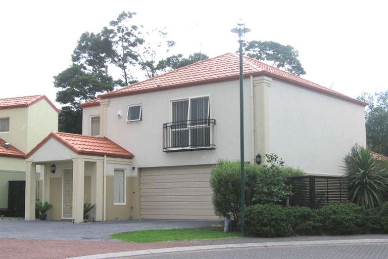 Photo of property in 14 Chettle Court, New Lynn, Auckland, 0600