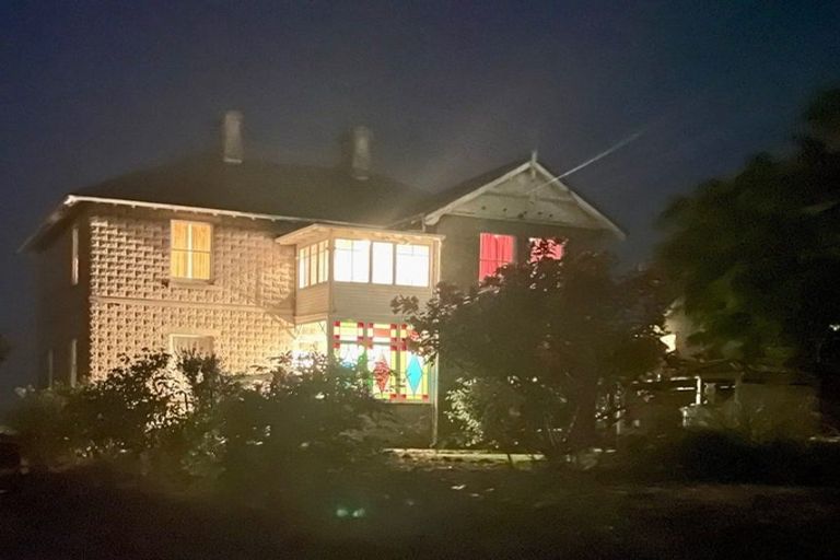 Photo of property in 152 Calliope Road, Stanley Point, Auckland, 0624