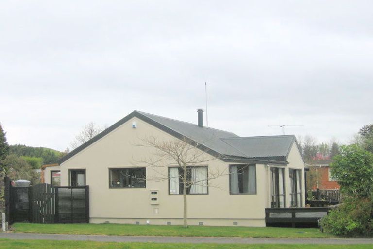 Photo of property in 103 Hyde Avenue, Richmond Heights, Taupo, 3330