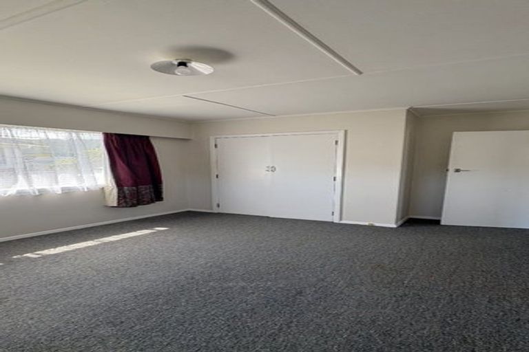 Photo of property in 257 Wellington Road, Wainuiomata, Lower Hutt, 5014