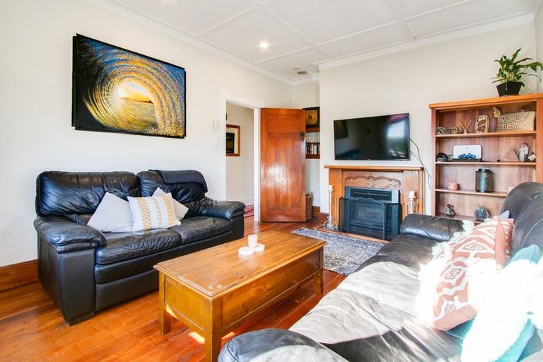 Photo of property in 28 Ashridge Road, Napier South, Napier, 4110