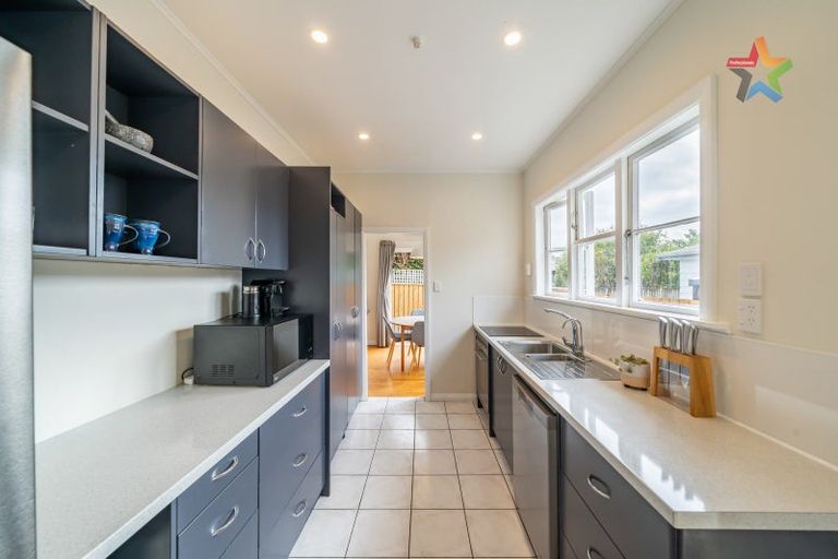 Photo of property in 15 Tyndall Street, Waiwhetu, Lower Hutt, 5010