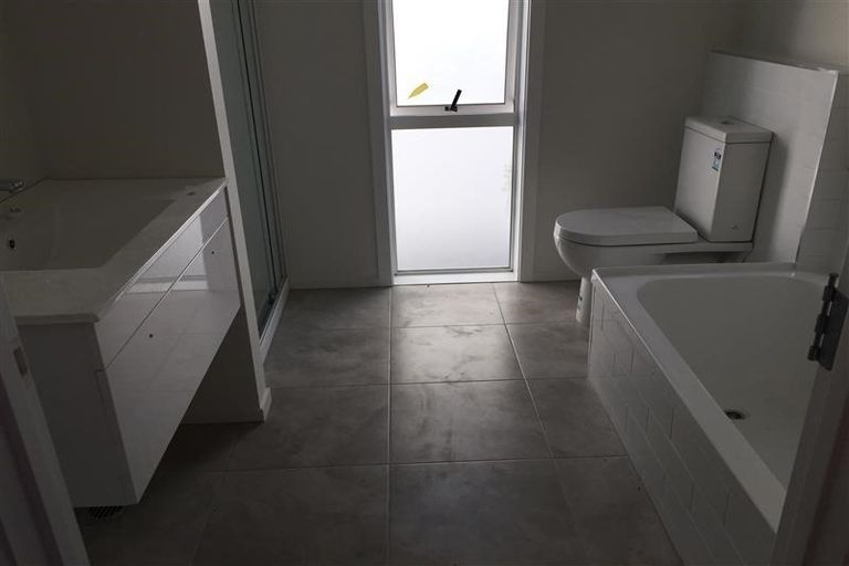 Photo of property in 32 Rebekah Crescent, Flagstaff, Hamilton, 3210