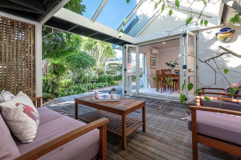 Photo of property in 2/132 Millhouse Drive, Northpark, Auckland, 2013