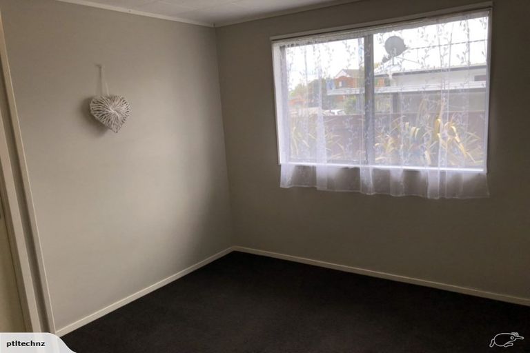 Photo of property in 15a Dalwood Grove, Highbury, Palmerston North, 4412