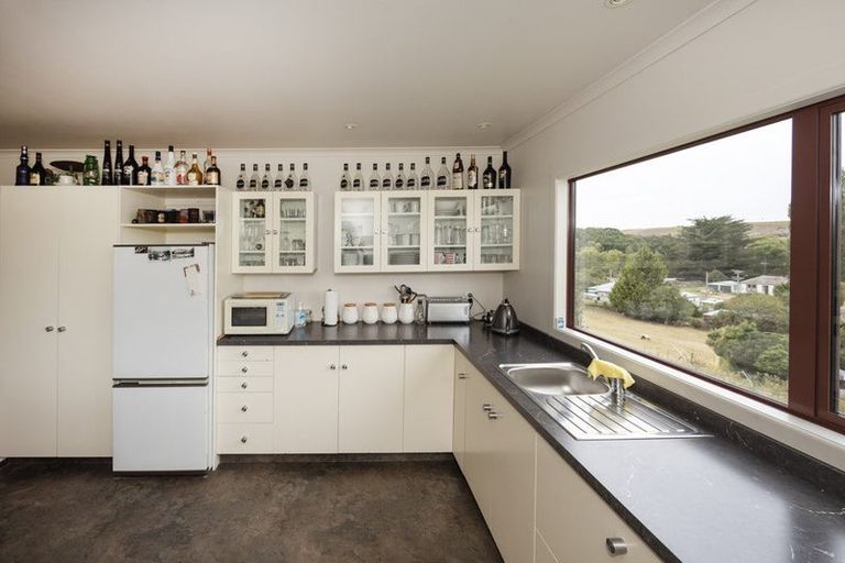 Photo of property in 21 Rees Street, Duntroon, Oamaru, 9494