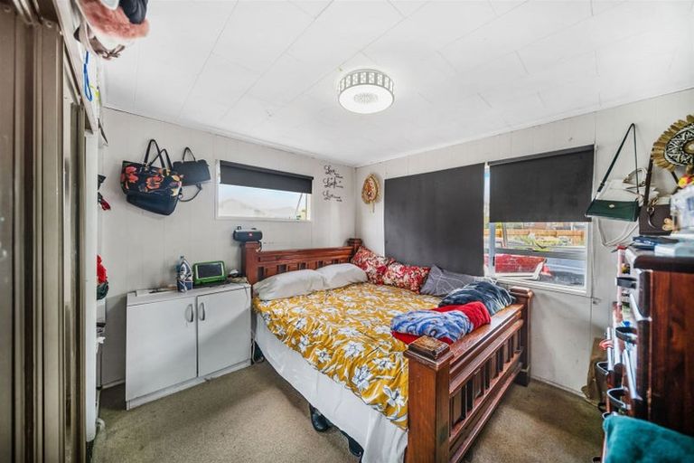 Photo of property in 4 Serrano Place, Clover Park, Auckland, 2023