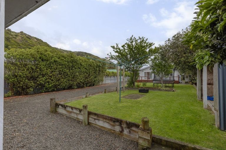 Photo of property in 105 Leinster Avenue, Raumati South, Paraparaumu, 5032