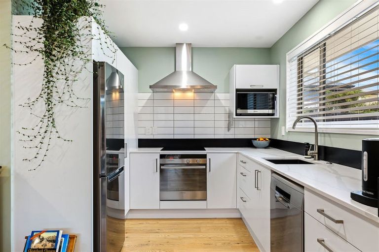 Photo of property in 25 Seddon Street, Sydenham, Christchurch, 8023