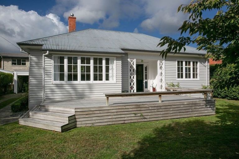 Photo of property in 23 Grosvenor Street, Cambridge, 3434