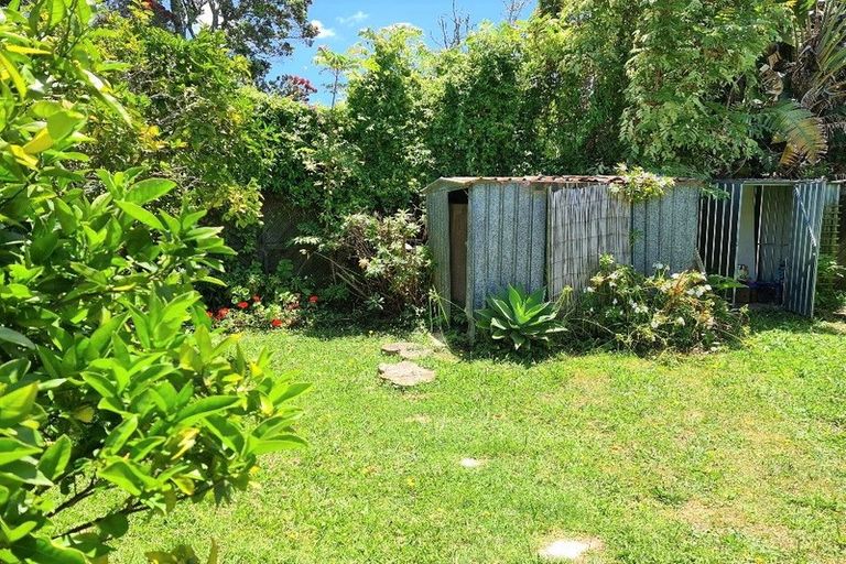 Photo of property in 2/13 Ocean View Road, Hillcrest, Auckland, 0627