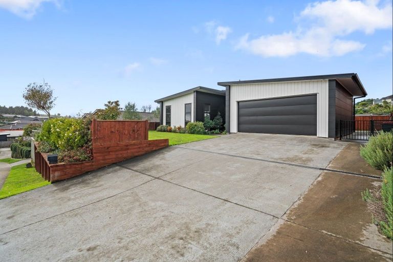 Photo of property in 51 Cyrus Street, Whalers Gate, New Plymouth, 4310