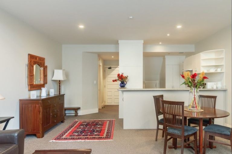 Photo of property in Whitmore Apartments, 7c Stout Street, Wellington Central, Wellington, 6011