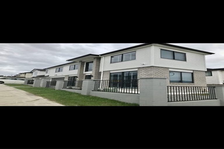 Photo of property in 31 Tir Conaill Avenue, Flat Bush, Auckland, 2019