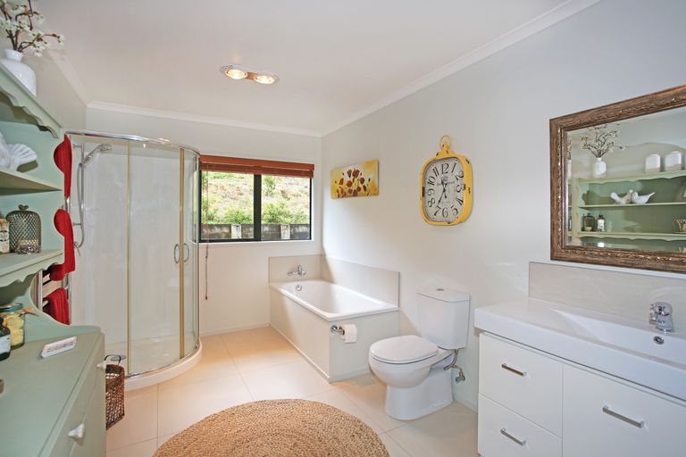 Photo of property in 20 Phillips Road, Ness Valley, Papakura, 2585