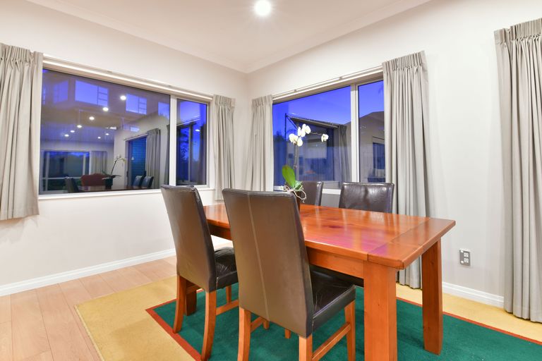 Photo of property in 16 Bartlett Drive, Silverdale, 0932