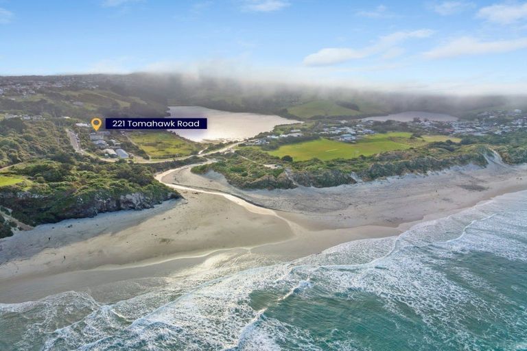 Photo of property in 221 Tomahawk Road, Andersons Bay, Dunedin, 9013