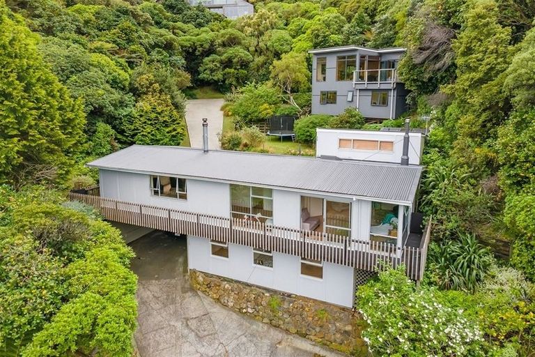 Photo of property in 129 Marine Drive, Sorrento Bay, Lower Hutt, 5013