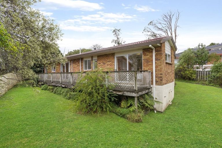 Photo of property in 3/13 Sunhill Road, Sunnyvale, Auckland, 0612