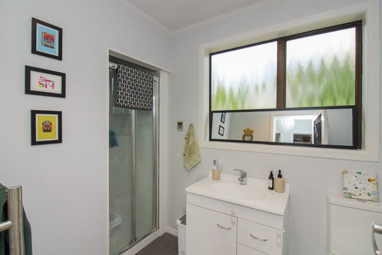 Photo of property in 1 Sidlaw Street, Strathmore Park, Wellington, 6022