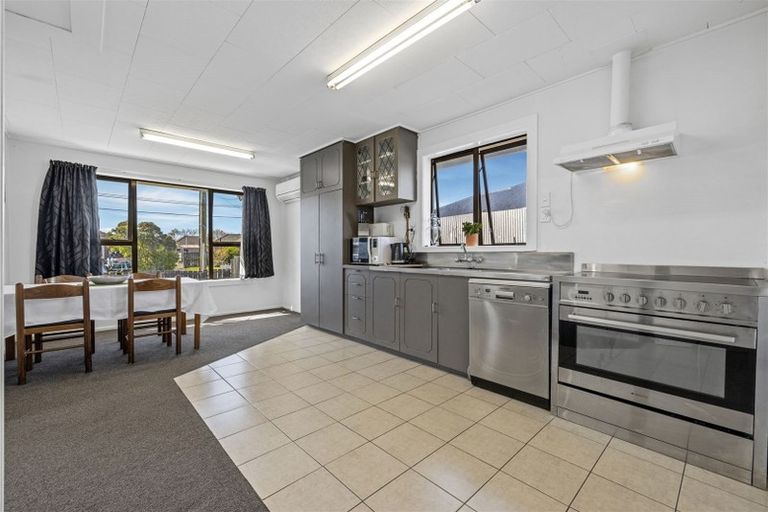 Photo of property in 33 Bournemouth Crescent, Aranui, Christchurch, 8061