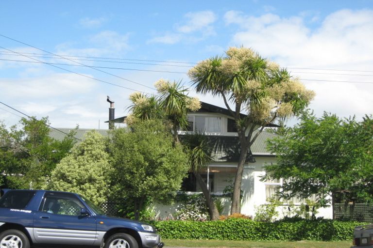 Photo of property in 8 Bletsoe Avenue, Spreydon, Christchurch, 8024