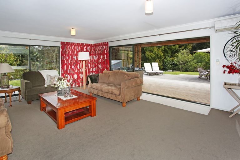 Photo of property in 20 Phillips Road, Ness Valley, Papakura, 2585