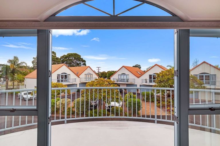 Photo of property in 4/101 Brightside Road, Stanmore Bay, Whangaparaoa, 0932