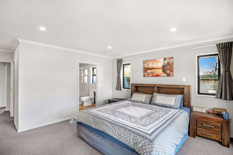 Photo of property in 21 Collins Drive, Waikuku Beach, 7402