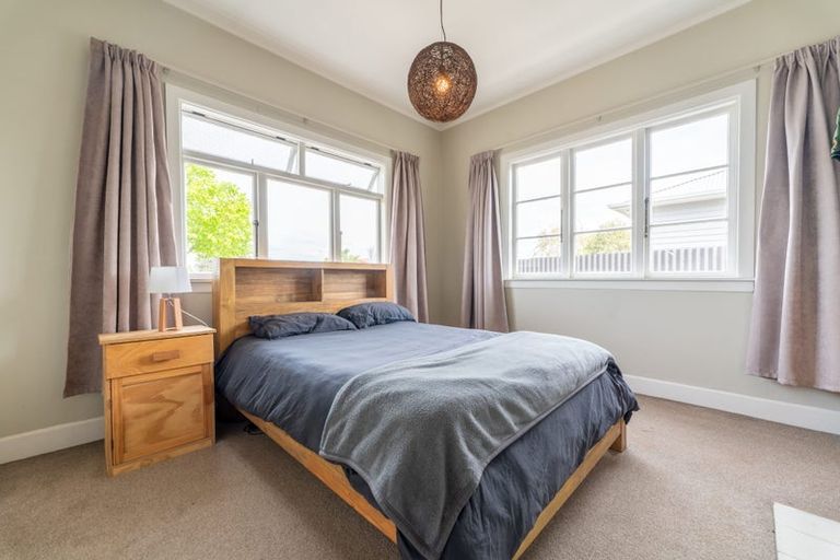 Photo of property in 39 Raymond Street, West End, Timaru, 7910