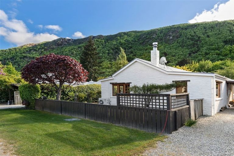 Photo of property in 21a Nairn Street, Arrowtown, 9302