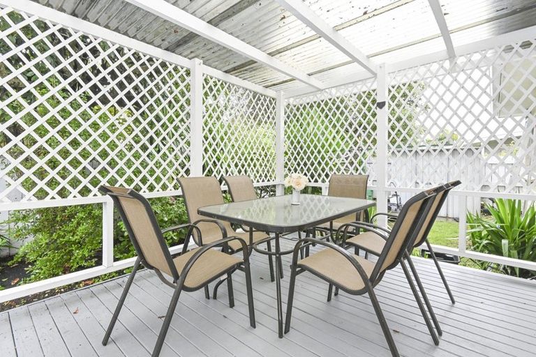 Photo of property in 1202 Howard Street, Parkvale, Hastings, 4122