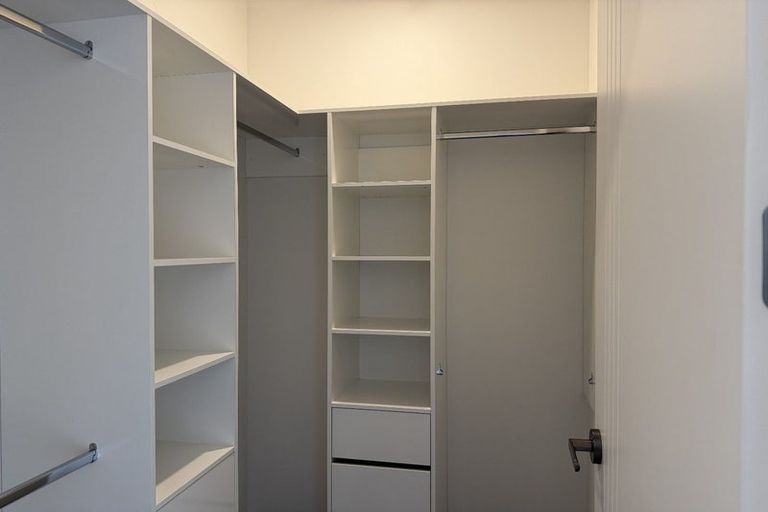 Photo of property in 5 Pilot Drive, Hobsonville, Auckland, 0616