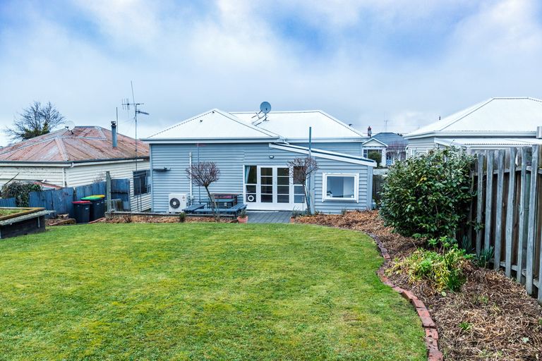 Photo of property in 23 Roslyn Terrace, West End, Timaru, 7910