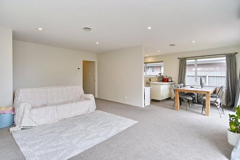 Photo of property in 48a Glenmore Avenue, Casebrook, Christchurch, 8051