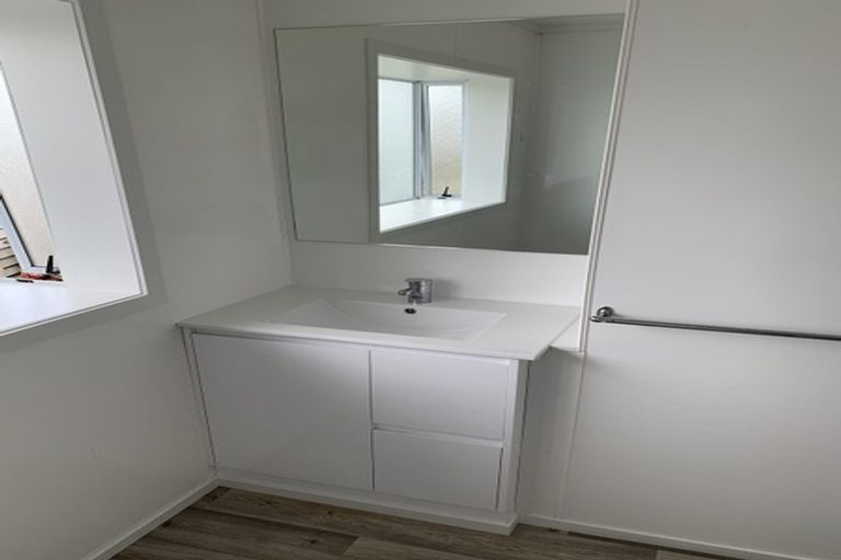 Photo of property in 9 Panair Crescent, Hillcrest, Hamilton, 3216