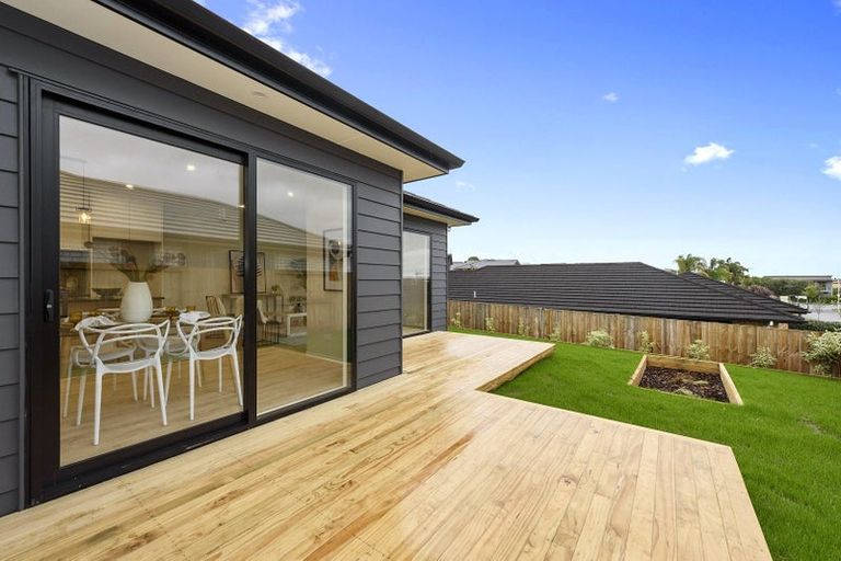 Photo of property in 5 Maanihi Drive, Rototuna North, Hamilton, 3210