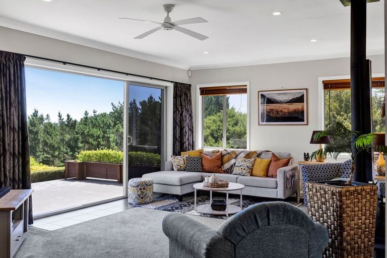 Photo of property in 355 Ngawhini Road, Hawera, 4674