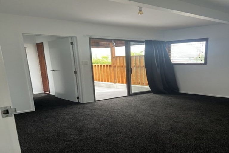 Photo of property in 1/99 Major Hornbrook Road, Mount Pleasant, Christchurch, 8081