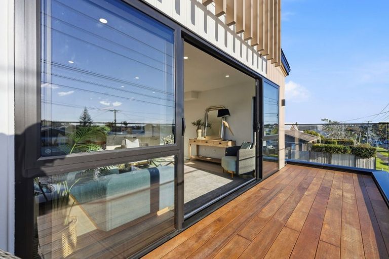 Photo of property in 8a Stanley Avenue, Milford, Auckland, 0620