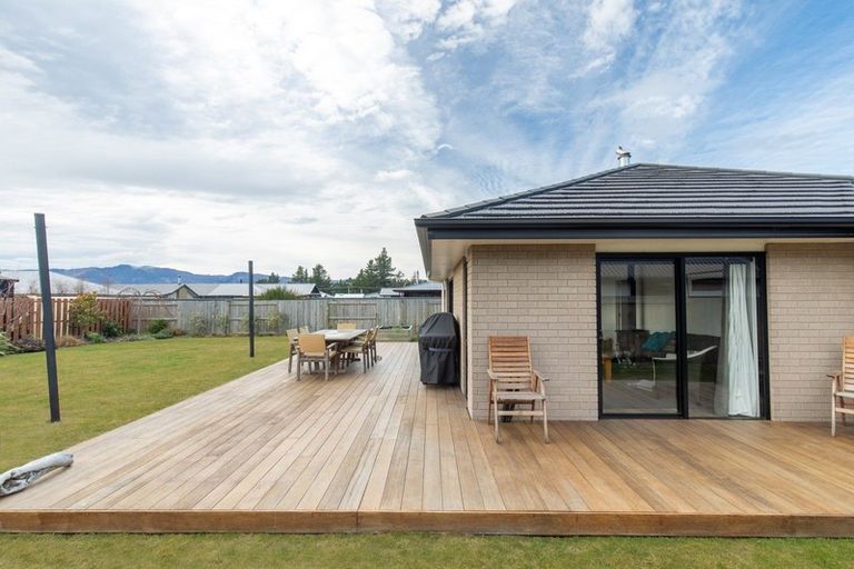 Photo of property in 8 Mallard Street, Albert Town, Wanaka, 9305