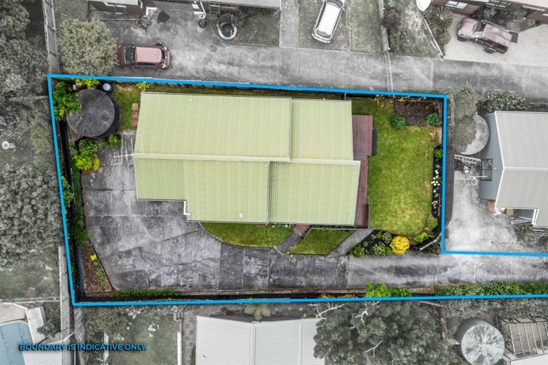 Photo of property in 70b Gledstane Road, Stanmore Bay, Whangaparaoa, 0932