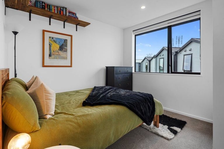 Photo of property in 8 Miromiro Street, Broomfield, Christchurch, 8042