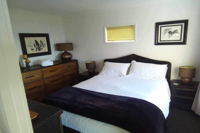 Photo of property in 45 Seaview Road, Cable Bay, 0420