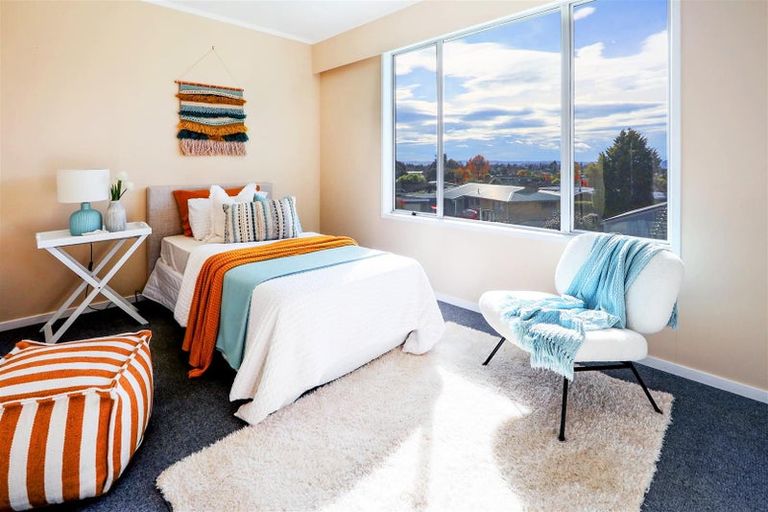 Photo of property in 428 Pukehangi Road, Pomare, Rotorua, 3015